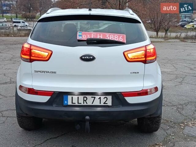 Білий Кіа Sportage, об'ємом двигуна 1.69 л та пробігом 230 тис. км за 14440 $, фото 10 на Automoto.ua