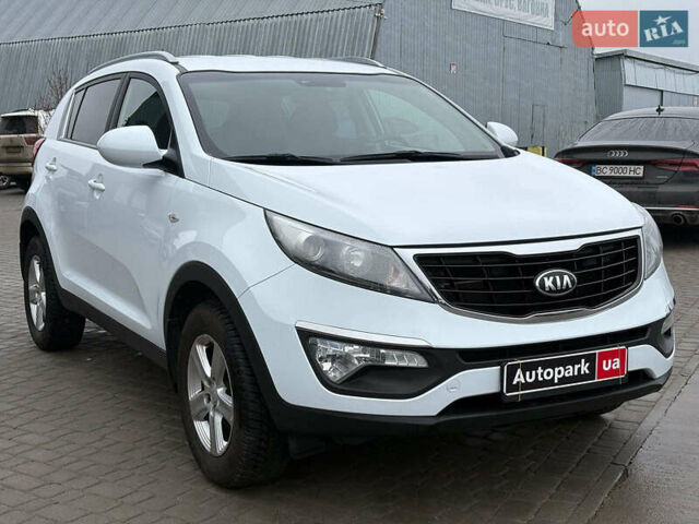 Белый Киа Sportage, объемом двигателя 2 л и пробегом 127 тыс. км за 14690 $, фото 2 на Automoto.ua