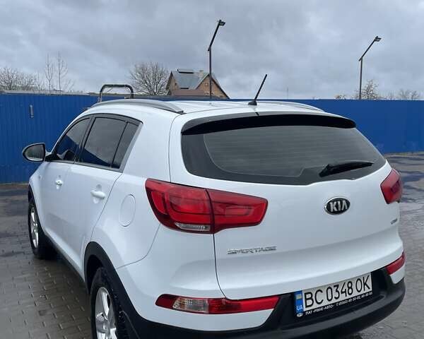 Белый Киа Sportage, объемом двигателя 1.69 л и пробегом 177 тыс. км за 14000 $, фото 1 на Automoto.ua