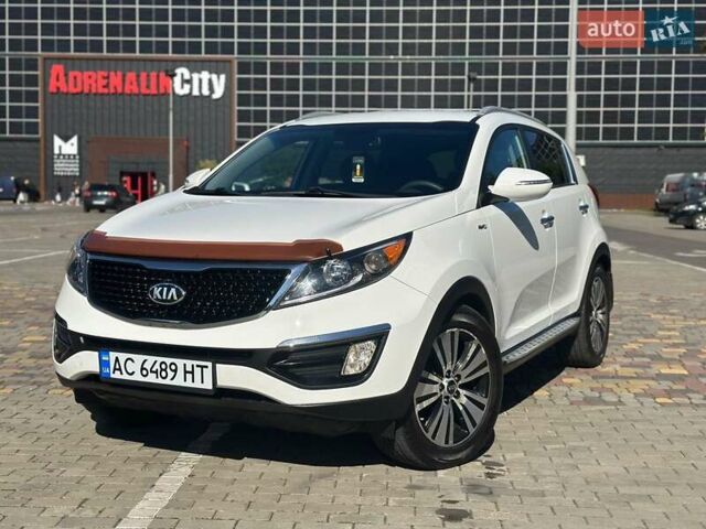 Белый Киа Sportage, объемом двигателя 2.36 л и пробегом 230 тыс. км за 11450 $, фото 2 на Automoto.ua
