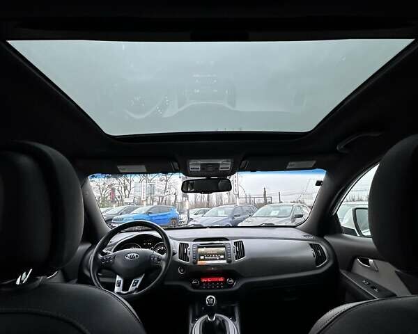 Белый Киа Sportage, объемом двигателя 1.6 л и пробегом 171 тыс. км за 13800 $, фото 22 на Automoto.ua