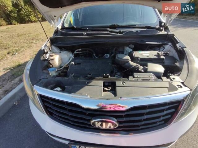 Белый Киа Sportage, объемом двигателя 1.7 л и пробегом 243 тыс. км за 13200 $, фото 26 на Automoto.ua