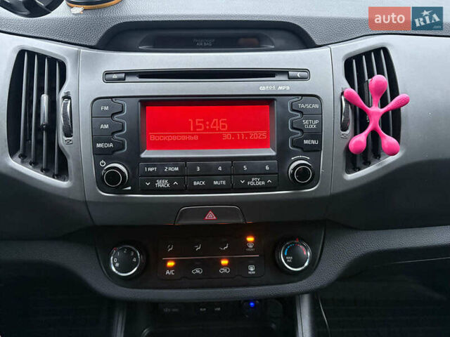 Белый Киа Sportage, объемом двигателя 2 л и пробегом 127 тыс. км за 14690 $, фото 23 на Automoto.ua