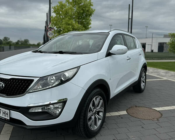 Белый Киа Sportage, объемом двигателя 1.69 л и пробегом 138 тыс. км за 13500 $, фото 14 на Automoto.ua