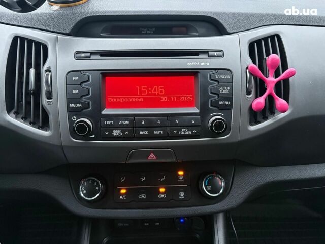 Белый Киа Sportage, объемом двигателя 2 л и пробегом 127 тыс. км за 14690 $, фото 23 на Automoto.ua