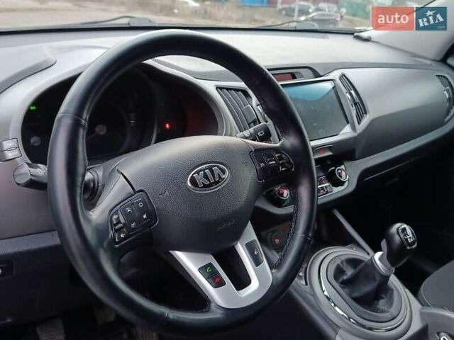 Білий Кіа Sportage, об'ємом двигуна 1.69 л та пробігом 230 тис. км за 14440 $, фото 40 на Automoto.ua