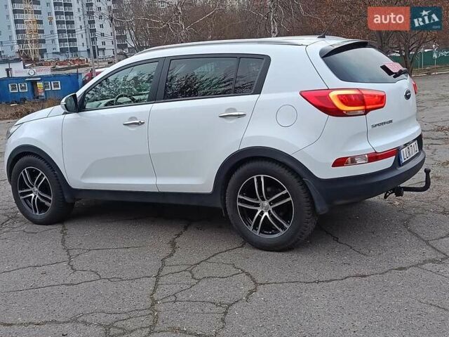 Білий Кіа Sportage, об'ємом двигуна 1.69 л та пробігом 230 тис. км за 14440 $, фото 18 на Automoto.ua