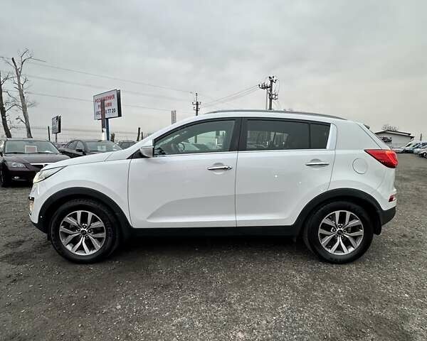 Белый Киа Sportage, объемом двигателя 1.6 л и пробегом 171 тыс. км за 13800 $, фото 5 на Automoto.ua