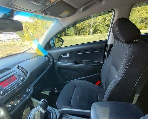 Белый Киа Sportage, объемом двигателя 1.7 л и пробегом 243 тыс. км за 13200 $, фото 32 на Automoto.ua
