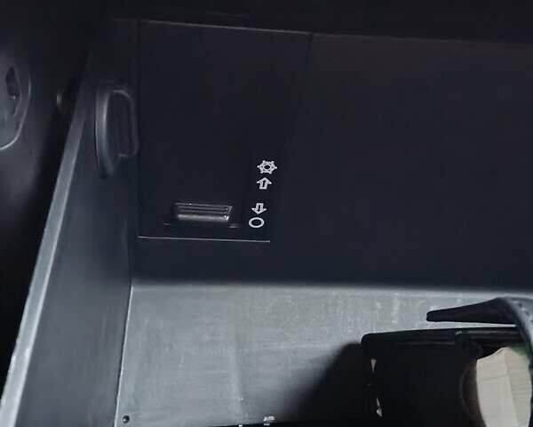 Білий Кіа Sportage, об'ємом двигуна 1.69 л та пробігом 230 тис. км за 14440 $, фото 64 на Automoto.ua