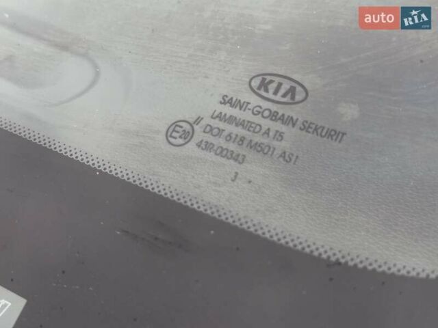 Белый Киа Sportage, объемом двигателя 2 л и пробегом 191 тыс. км за 15850 $, фото 20 на Automoto.ua