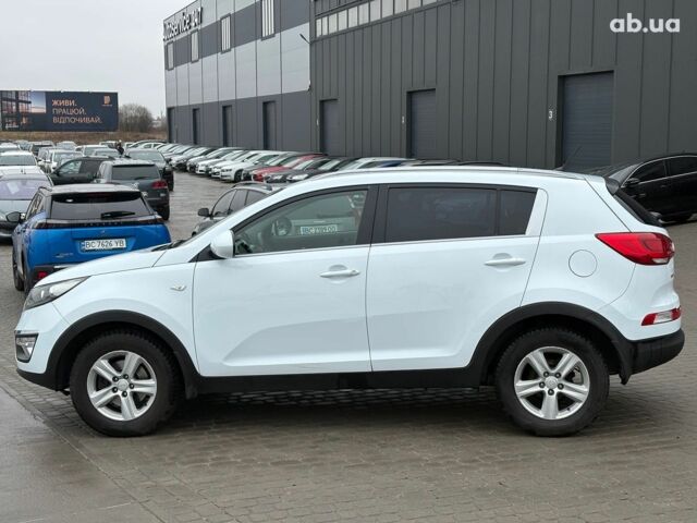 Белый Киа Sportage, объемом двигателя 2 л и пробегом 127 тыс. км за 14690 $, фото 11 на Automoto.ua