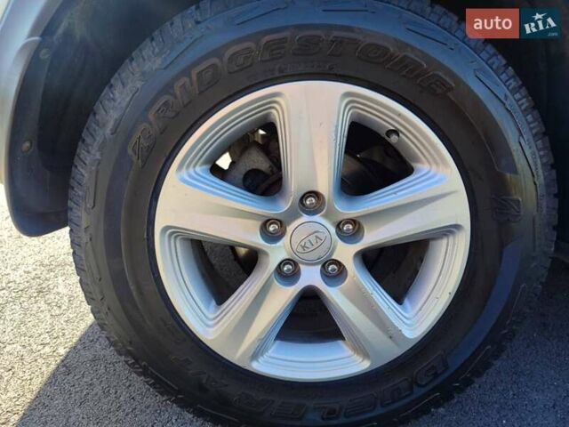 Белый Киа Sportage, объемом двигателя 1.7 л и пробегом 243 тыс. км за 13200 $, фото 10 на Automoto.ua