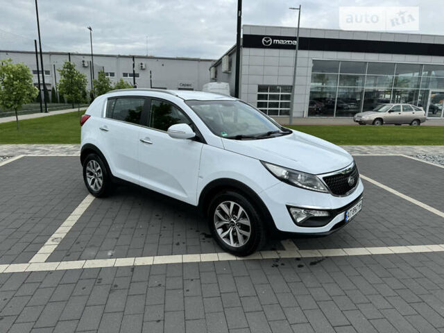 Белый Киа Sportage, объемом двигателя 1.69 л и пробегом 138 тыс. км за 13500 $, фото 3 на Automoto.ua