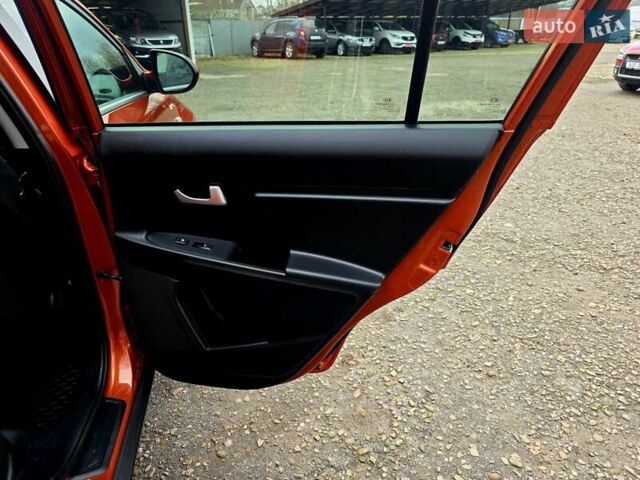 Белый Киа Sportage, объемом двигателя 2 л и пробегом 181 тыс. км за 13500 $, фото 38 на Automoto.ua