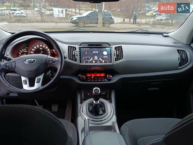 Білий Кіа Sportage, об'ємом двигуна 1.69 л та пробігом 230 тис. км за 14440 $, фото 45 на Automoto.ua