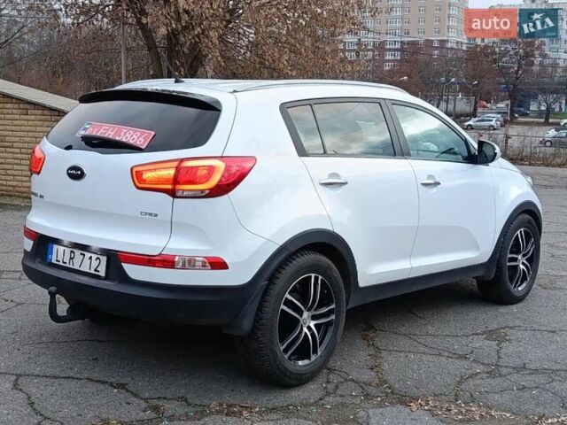 Білий Кіа Sportage, об'ємом двигуна 1.69 л та пробігом 230 тис. км за 14440 $, фото 7 на Automoto.ua