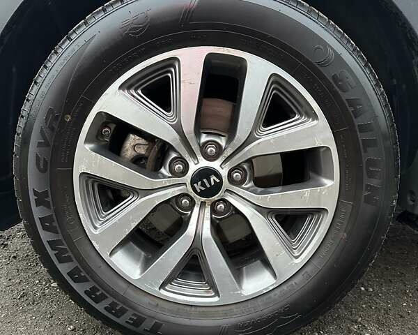 Белый Киа Sportage, объемом двигателя 1.6 л и пробегом 171 тыс. км за 13800 $, фото 7 на Automoto.ua