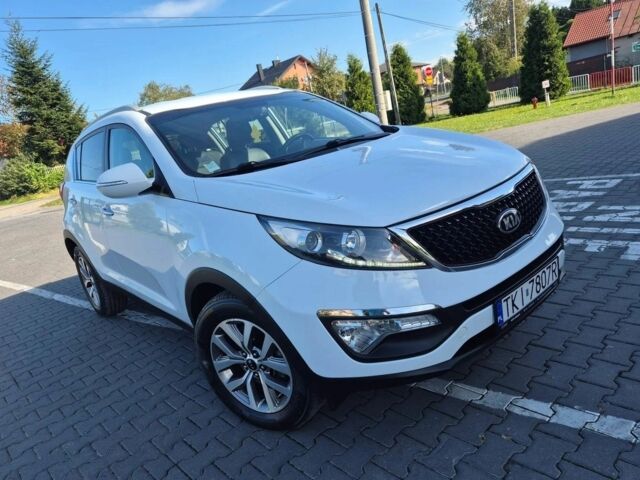 Белый Киа Sportage, объемом двигателя 2 л и пробегом 112 тыс. км за 8900 $, фото 7 на Automoto.ua