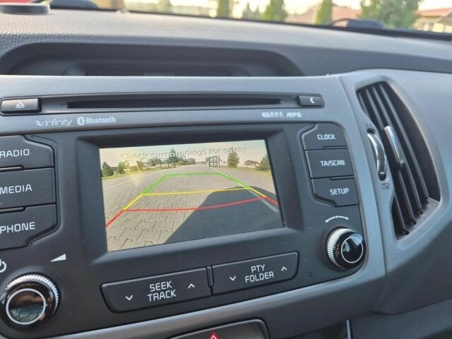 Белый Киа Sportage, объемом двигателя 2 л и пробегом 112 тыс. км за 8900 $, фото 9 на Automoto.ua