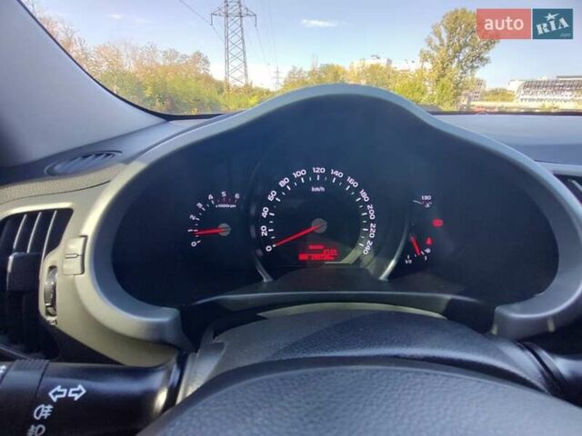 Белый Киа Sportage, объемом двигателя 1.7 л и пробегом 243 тыс. км за 13200 $, фото 20 на Automoto.ua