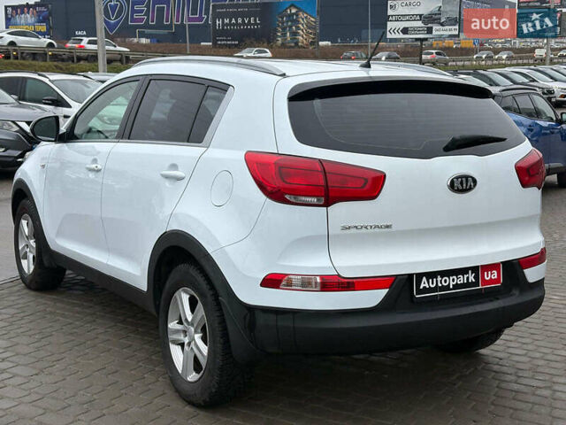 Белый Киа Sportage, объемом двигателя 2 л и пробегом 127 тыс. км за 14690 $, фото 9 на Automoto.ua