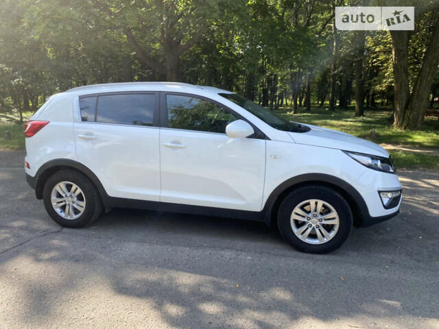 Белый Киа Sportage, объемом двигателя 1.7 л и пробегом 97 тыс. км за 13900 $, фото 23 на Automoto.ua