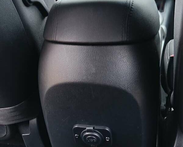 Білий Кіа Sportage, об'ємом двигуна 1.69 л та пробігом 230 тис. км за 14440 $, фото 59 на Automoto.ua