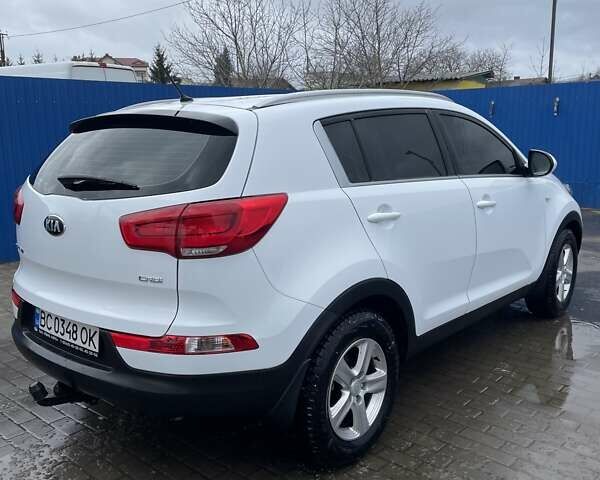 Белый Киа Sportage, объемом двигателя 1.69 л и пробегом 177 тыс. км за 14000 $, фото 2 на Automoto.ua