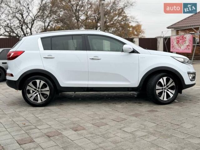 Белый Киа Sportage, объемом двигателя 2 л и пробегом 191 тыс. км за 15850 $, фото 11 на Automoto.ua