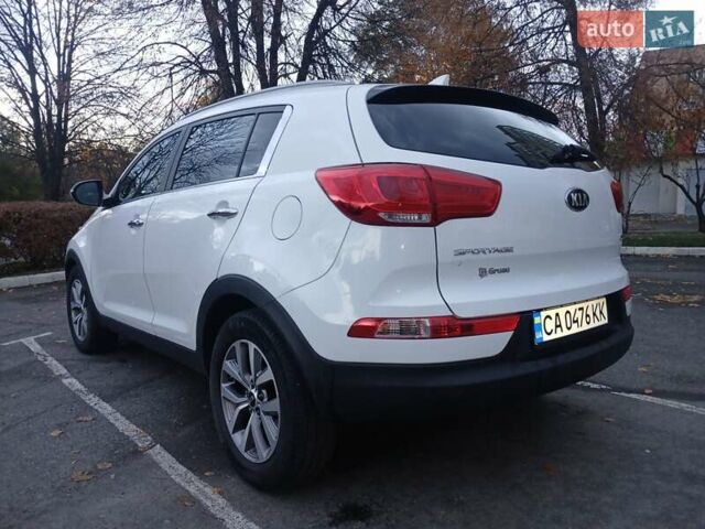 Белый Киа Sportage, объемом двигателя 1.69 л и пробегом 180 тыс. км за 14100 $, фото 3 на Automoto.ua