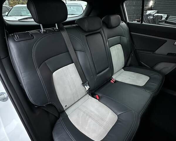 Белый Киа Sportage, объемом двигателя 1.6 л и пробегом 171 тыс. км за 13800 $, фото 19 на Automoto.ua