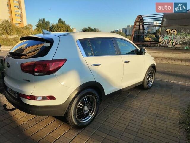 Белый Киа Sportage, объемом двигателя 1.69 л и пробегом 236 тыс. км за 14000 $, фото 18 на Automoto.ua