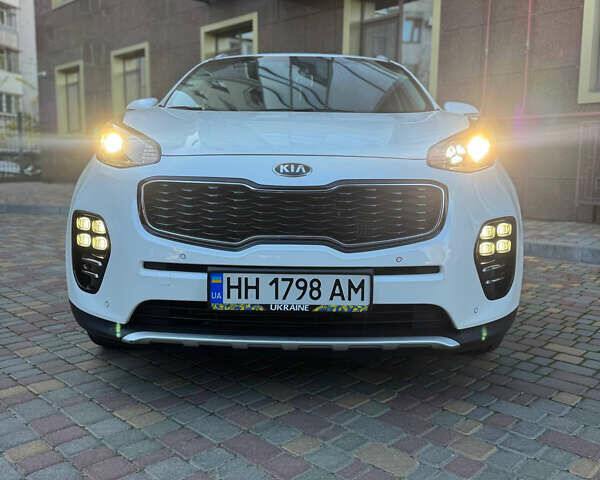 Белый Киа Sportage, объемом двигателя 2 л и пробегом 135 тыс. км за 20100 $, фото 37 на Automoto.ua