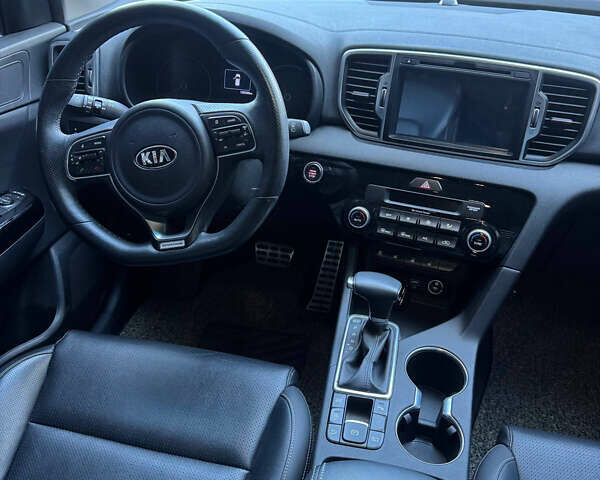 Белый Киа Sportage, объемом двигателя 2 л и пробегом 135 тыс. км за 20100 $, фото 14 на Automoto.ua