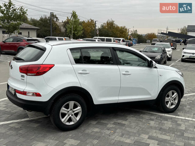 Белый Киа Sportage, объемом двигателя 1.7 л и пробегом 192 тыс. км за 13800 $, фото 5 на Automoto.ua