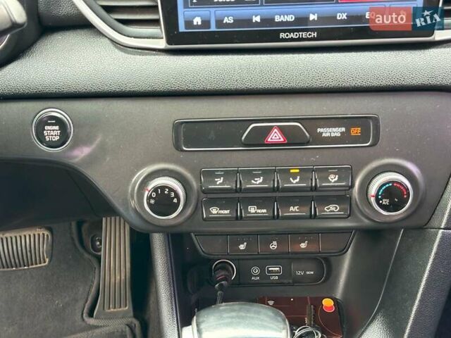Белый Киа Sportage, объемом двигателя 2 л и пробегом 205 тыс. км за 16670 $, фото 20 на Automoto.ua