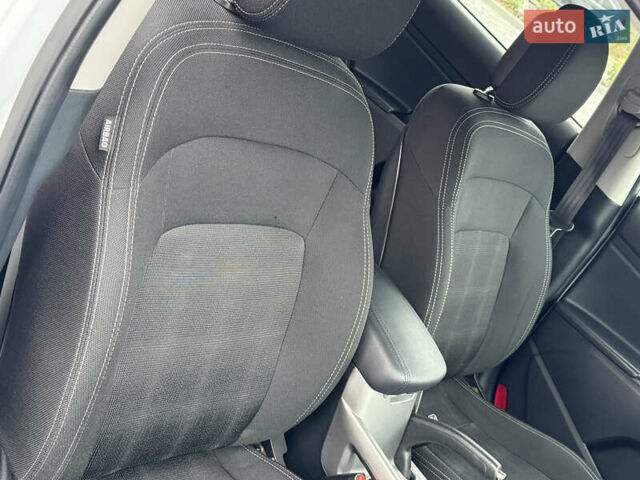 Белый Киа Sportage, объемом двигателя 1.7 л и пробегом 192 тыс. км за 13800 $, фото 45 на Automoto.ua