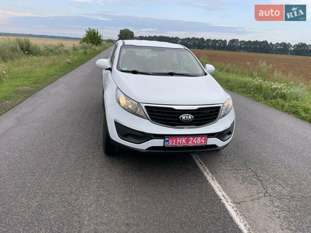 Белый Киа Sportage, объемом двигателя 0 л и пробегом 232 тыс. км за 13800 $, фото 3 на Automoto.ua