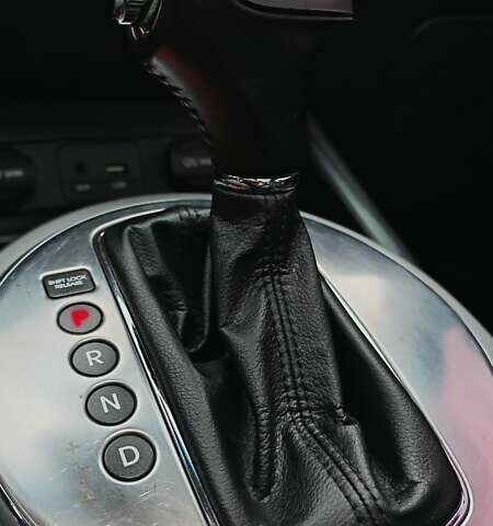 Білий Кіа Sportage, об'ємом двигуна 2 л та пробігом 211 тис. км за 15300 $, фото 41 на Automoto.ua