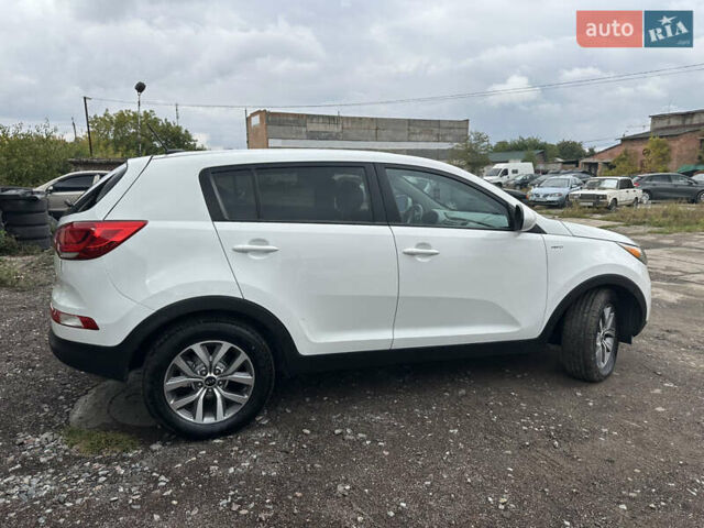 Белый Киа Sportage, объемом двигателя 2.36 л и пробегом 254 тыс. км за 12700 $, фото 9 на Automoto.ua