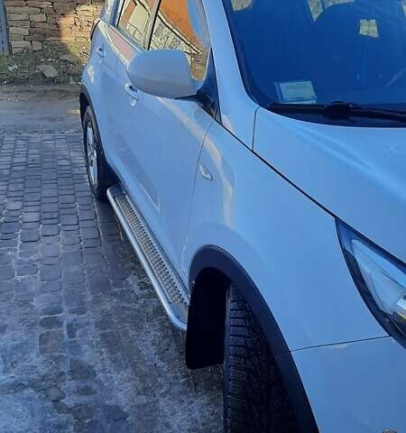 Белый Киа Sportage, объемом двигателя 1.7 л и пробегом 90 тыс. км за 17500 $, фото 12 на Automoto.ua
