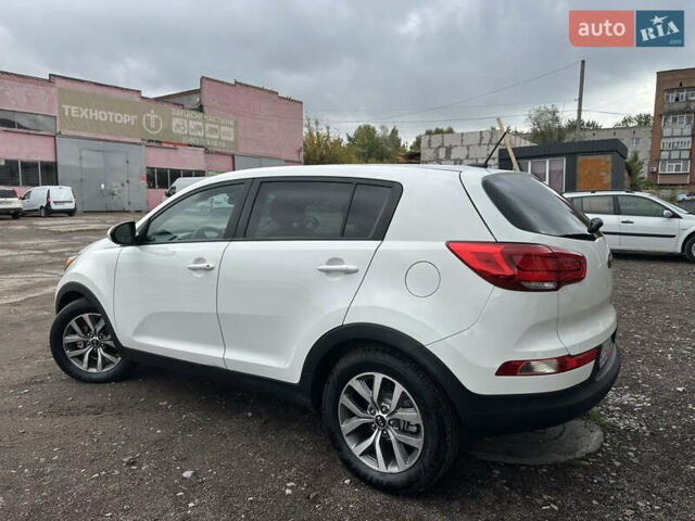 Белый Киа Sportage, объемом двигателя 2.36 л и пробегом 254 тыс. км за 12700 $, фото 18 на Automoto.ua