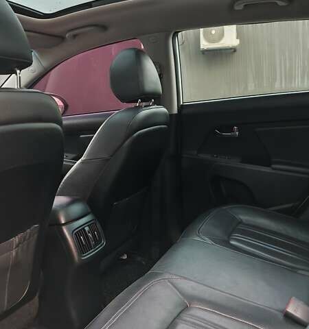 Білий Кіа Sportage, об'ємом двигуна 2 л та пробігом 211 тис. км за 15300 $, фото 69 на Automoto.ua
