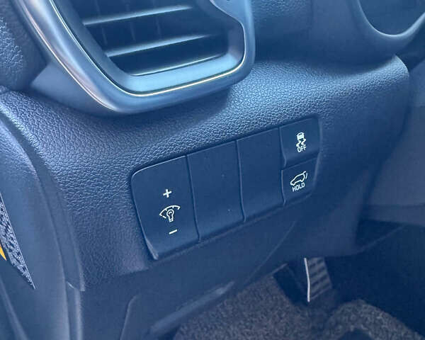 Белый Киа Sportage, объемом двигателя 2 л и пробегом 135 тыс. км за 20100 $, фото 12 на Automoto.ua