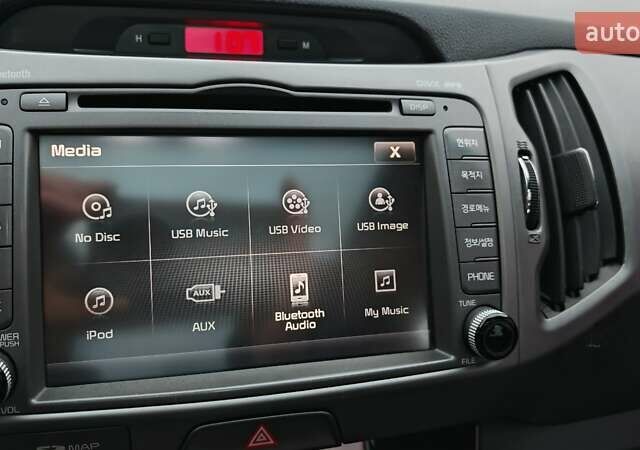 Білий Кіа Sportage, об'ємом двигуна 2 л та пробігом 211 тис. км за 15300 $, фото 45 на Automoto.ua