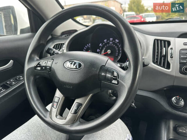 Белый Киа Sportage, объемом двигателя 2.36 л и пробегом 254 тыс. км за 12700 $, фото 40 на Automoto.ua