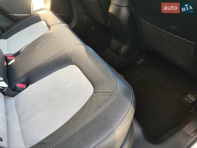 Белый Киа Sportage, объемом двигателя 1.69 л и пробегом 236 тыс. км за 14000 $, фото 12 на Automoto.ua