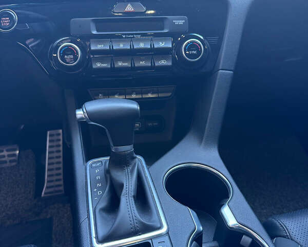 Белый Киа Sportage, объемом двигателя 2 л и пробегом 135 тыс. км за 20100 $, фото 20 на Automoto.ua