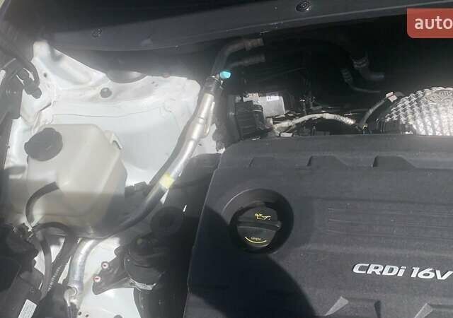Белый Киа Sportage, объемом двигателя 1.69 л и пробегом 236 тыс. км за 14000 $, фото 22 на Automoto.ua